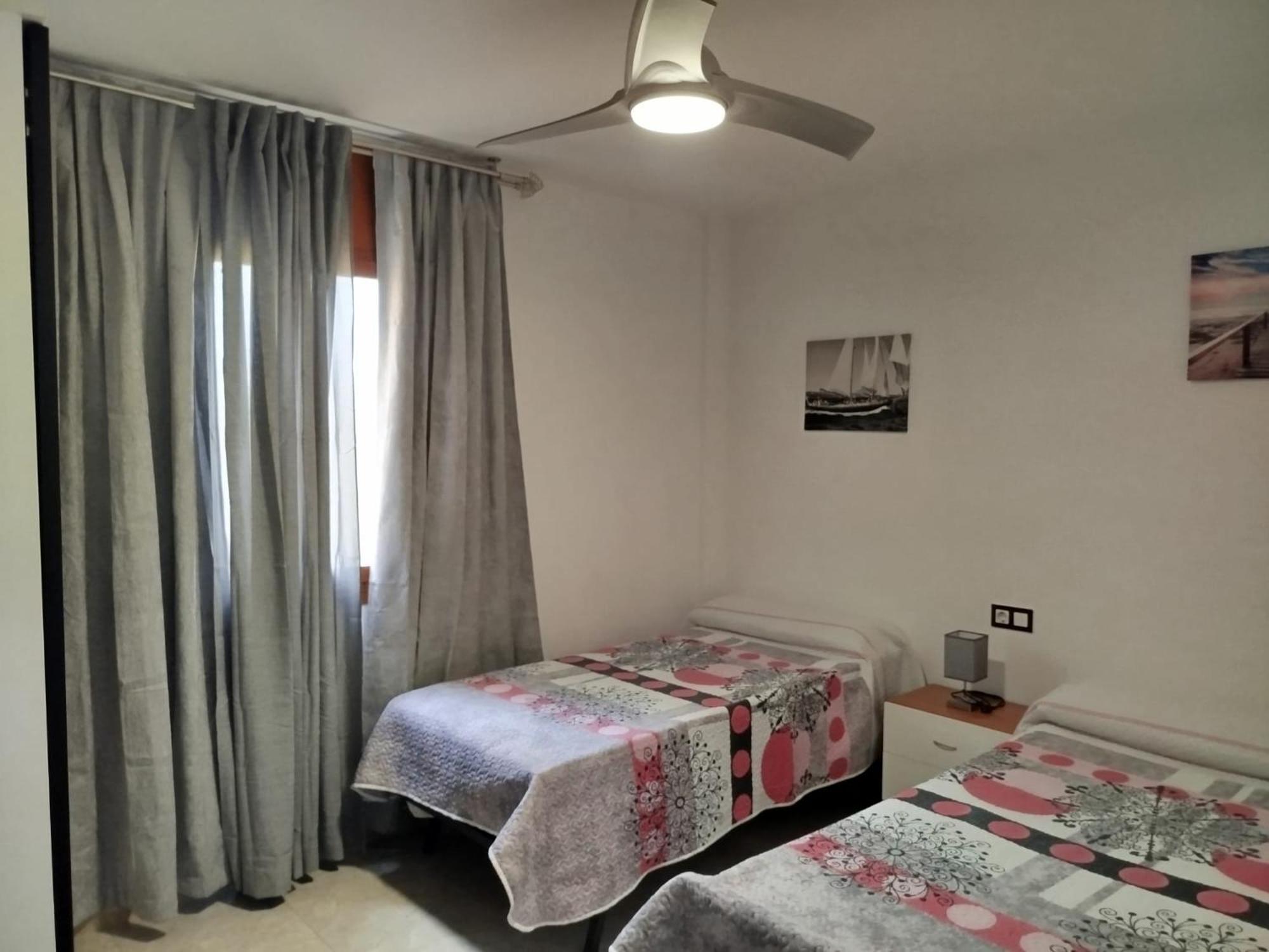 Apartamento Primera Linea De Mar En Ebrehogar L'Ampolla Exterior foto